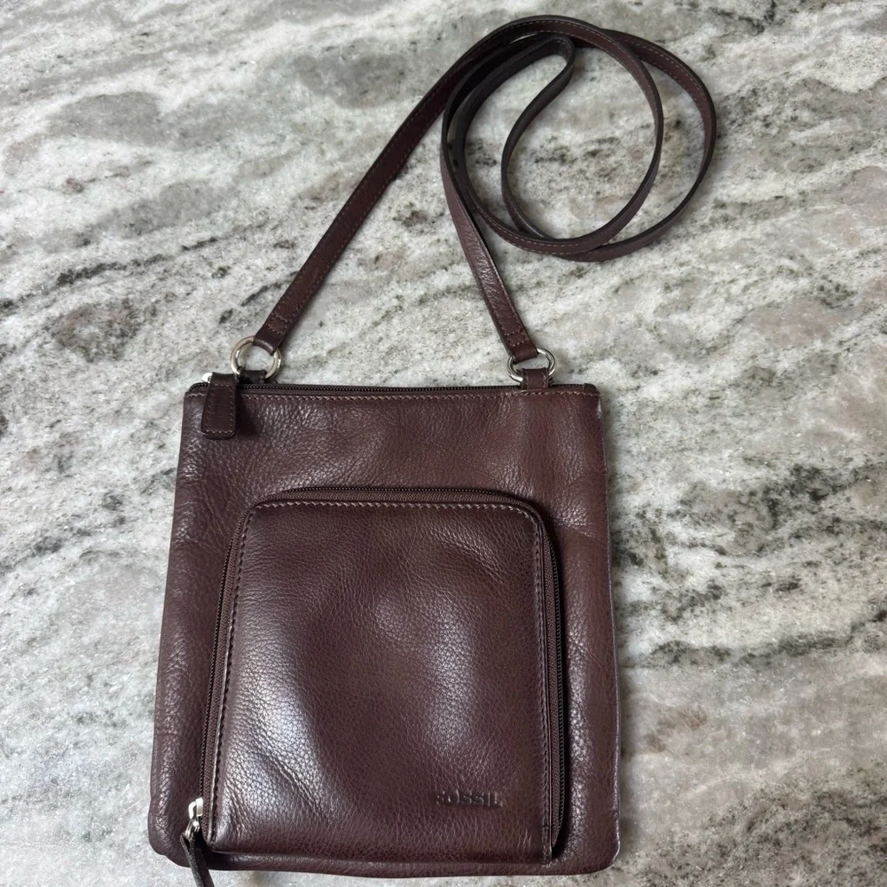 Fossil Brown Leather Messenger Bag with Adjustable Strap